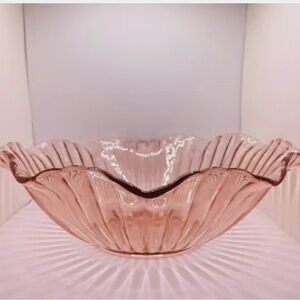 Elegant Vintage Pink Depression Glass Scalloped Edge Bowl Elegant Classic 11.5"